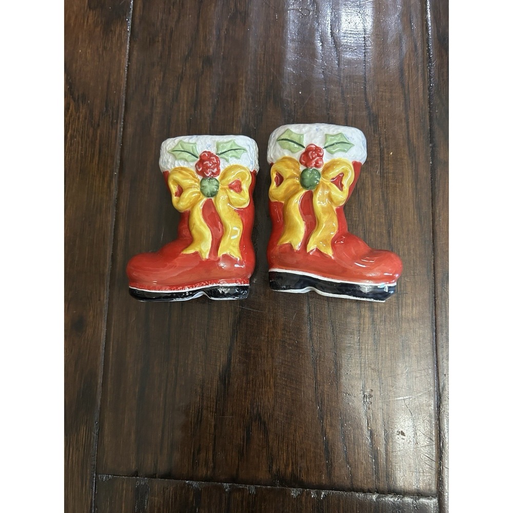 Christmas Santa Claus Holiday Boots Yellow Bows Holly Berry Salt Pepper Shakers